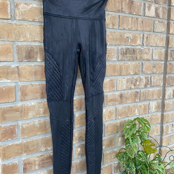Spanx Faux Black Leather Moto Leggings, Small - Picture 10 of 10